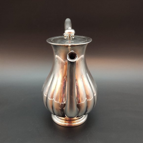 Victorian Plate Silver Plated Teapot by Lipman-Levinster - Picture 4 of 8